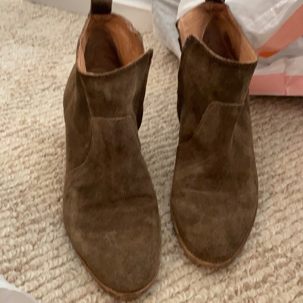 Barley worn Madewell boots
